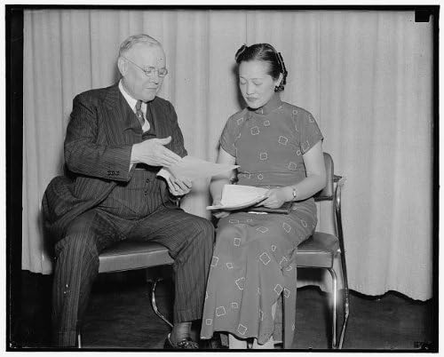 HistoricalFindings Foto: Cap, fiică, ambasador chinez, William Green, Yoeh E Wang, Washington DC, 1938